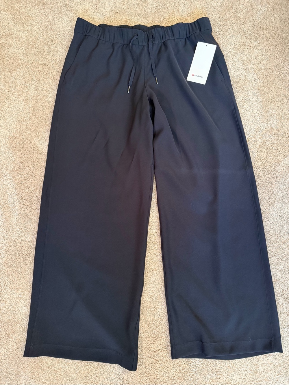lululemon athletica NWT “On the Fly” Black Wide Leg Sweatpants